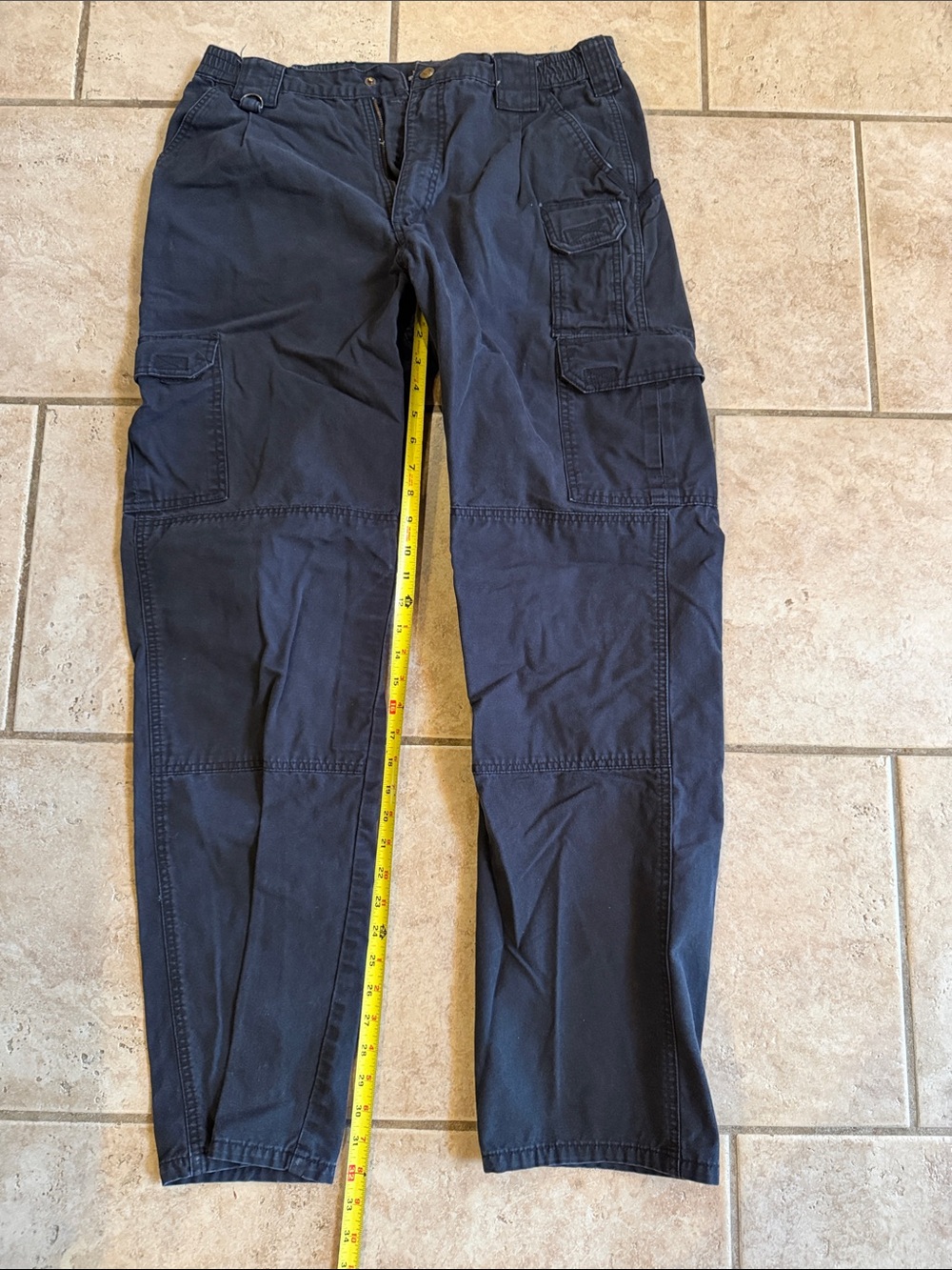 5.11 Tactical Men's black Cargo Pants - sz34